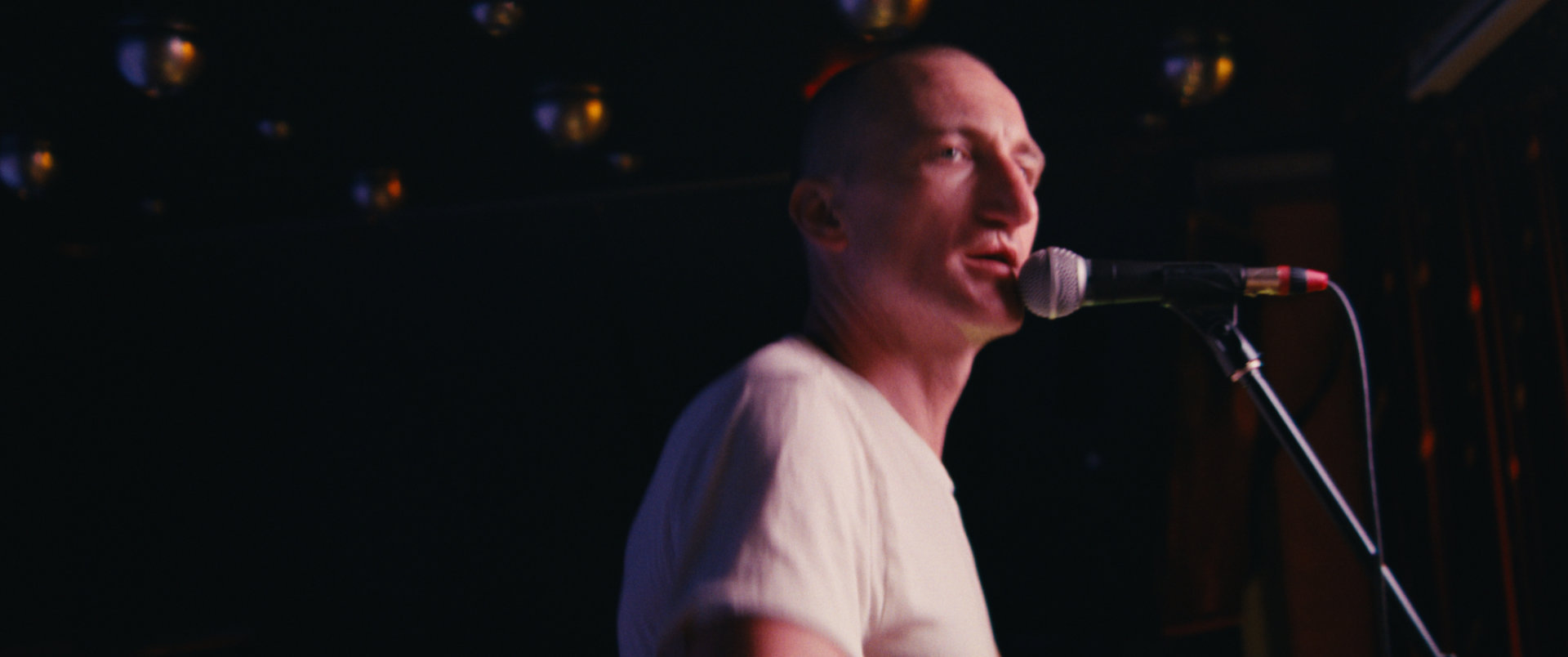 DLF - Motel Erb - Alles steht in Flammen – Musikvideo - Stills